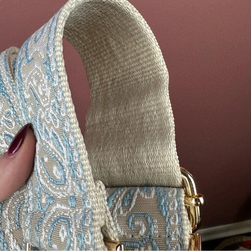 Ahdorned Interchangeable Embroidered Bag Strap in. Lie and cream paisley - Picture 2 of 4